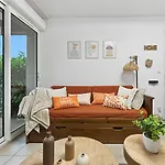 T3 Chaleureux Avec Terrasse Et Piscine Chauffee * Prayssac