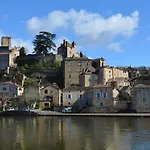 T3 Chaleureux Avec Terrasse Et Piscine Chauffee Appartement *